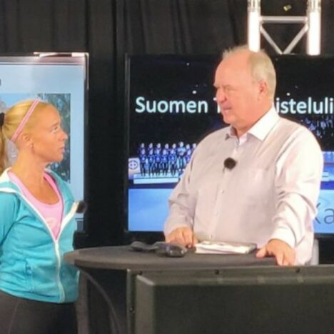 Anneli Laine-Näätänen Coach Karin Webinaarissa